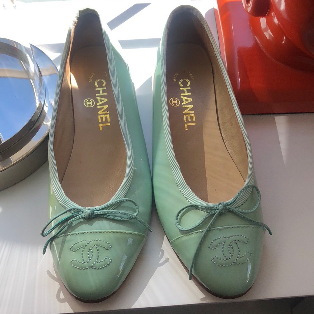 Chanel flats